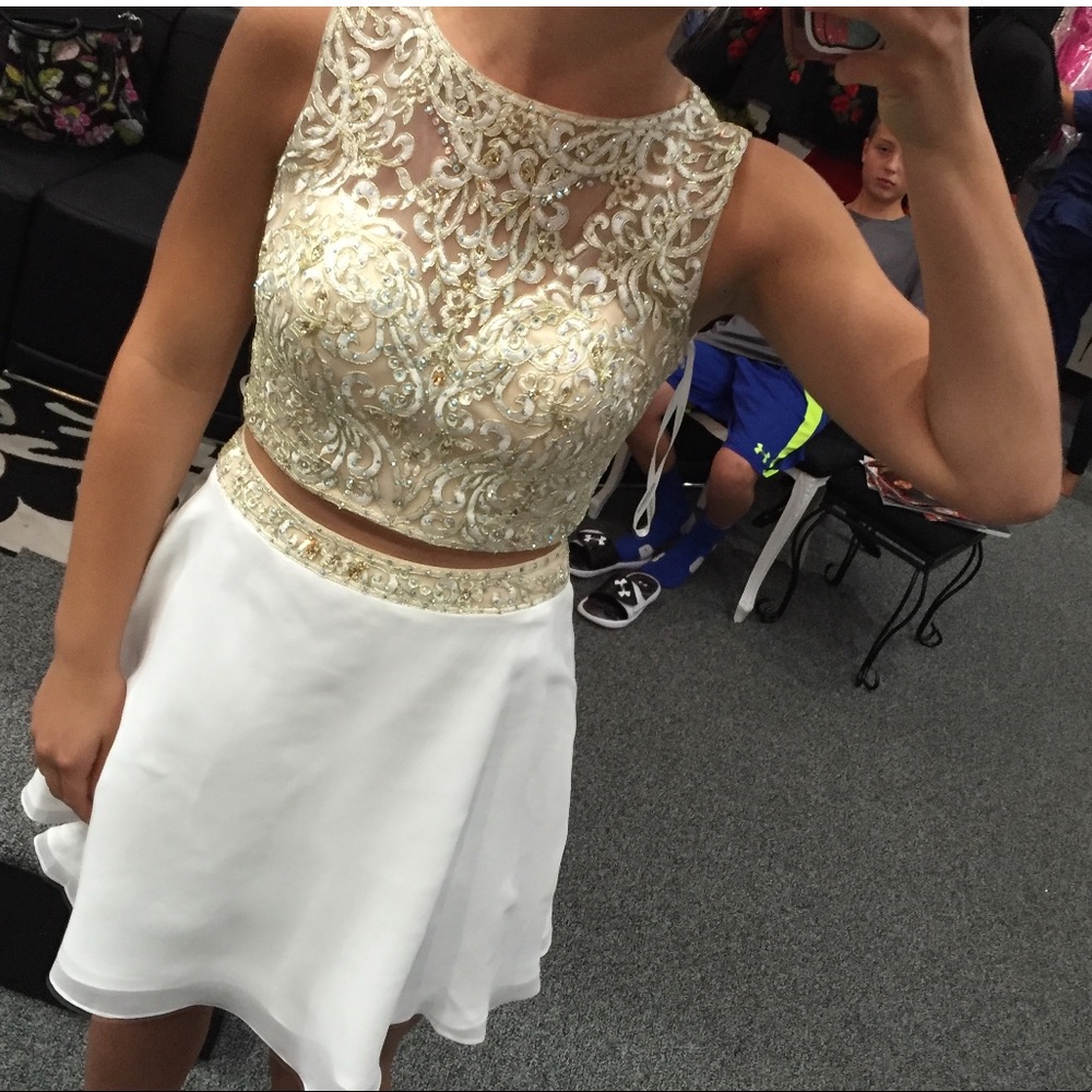 Homecoming dress - Picture 8 of 8